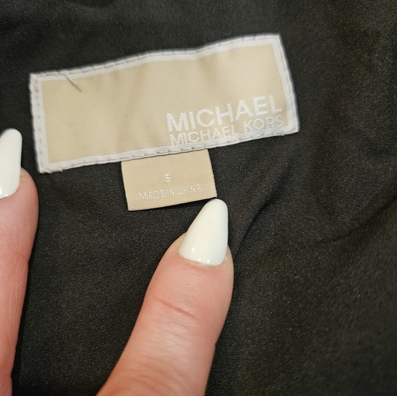 NWT Michael Kors Black Quilted Jacket with Removable Hood - SIZE SMALL - Picture 11 of 16